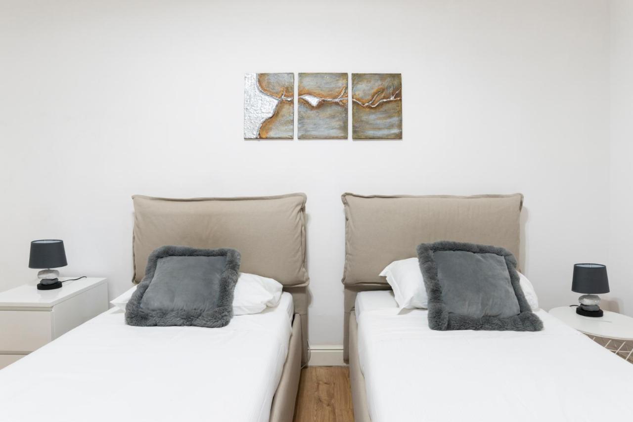 Apartamento Tiber Majesty 25 Piazza Del Popolo Roma Exterior foto